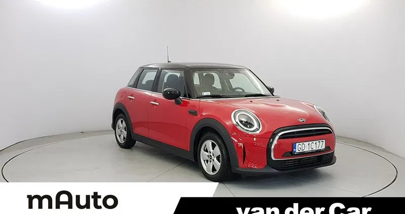 mini cooper mazowieckie MINI Cooper cena 85900 przebieg: 31000, rok produkcji 2022 z Międzyzdroje